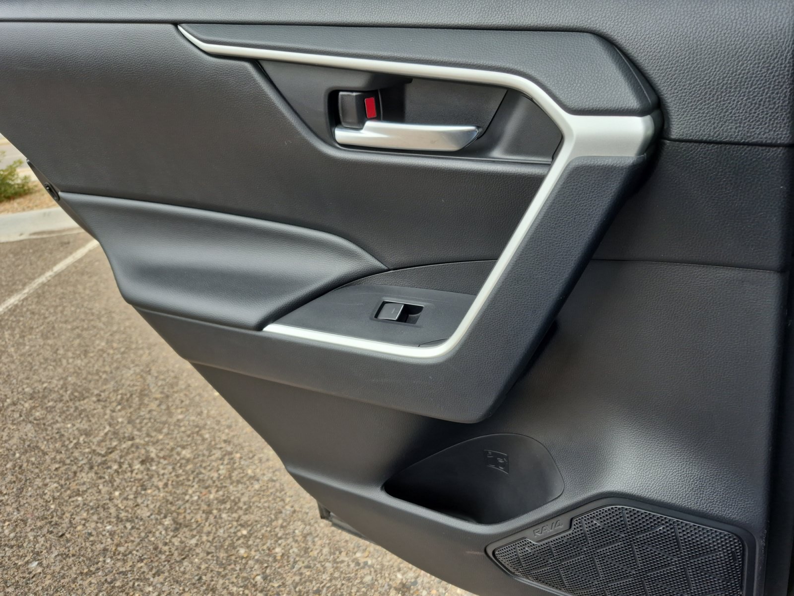 Certified 2025 Toyota RAV4 XLE AWD/4WD image 18