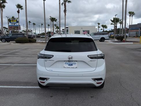 Used 2022 Buick Envision Avenir w/ Technology Package II AWD/4WD image 5