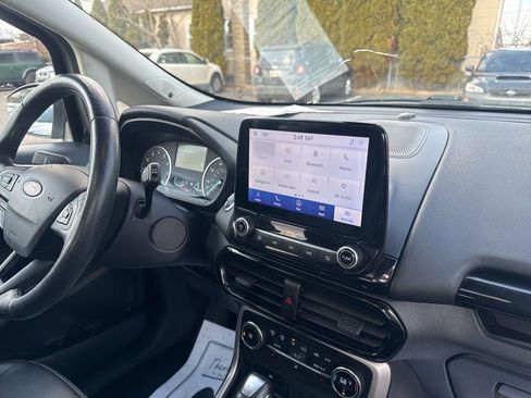 Used 2020 Ford EcoSport Titanium image 36