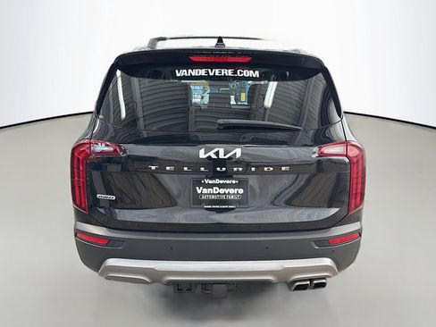 Used 2022 Kia Telluride EX w/ Towing Package image 8