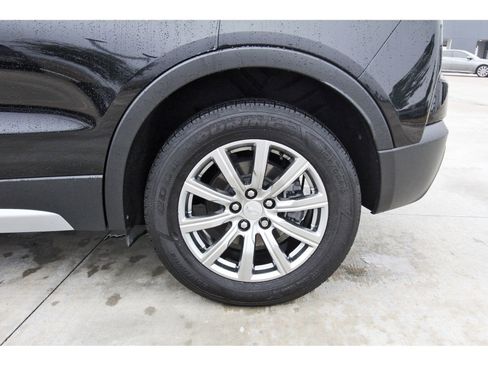 Used 2021 Cadillac XT4 Premium Luxury w/ Driver Awareness Package image 31