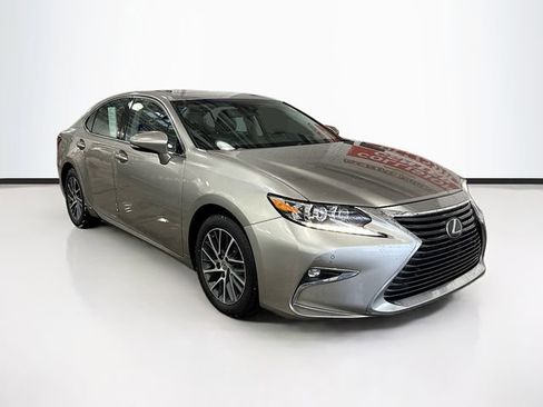 Used 2018 Lexus ES 350 image 3