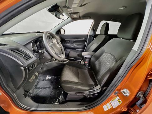 Used 2022 Mitsubishi Outlander Sport ES AWD/4WD image 19