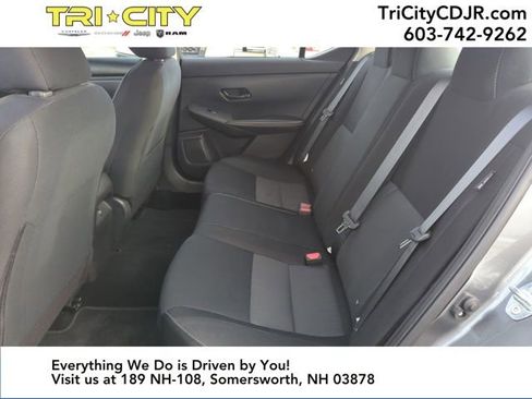 Used 2024 Nissan Sentra SV image 30