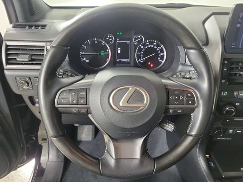 Used 2023 Lexus GX 460 w/ Black Line Special Edition AWD/4WD image 23