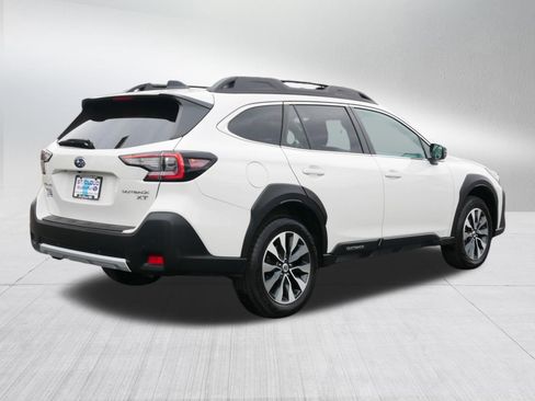 Certified 2023 Subaru Outback Limited XT AWD/4WD image 7