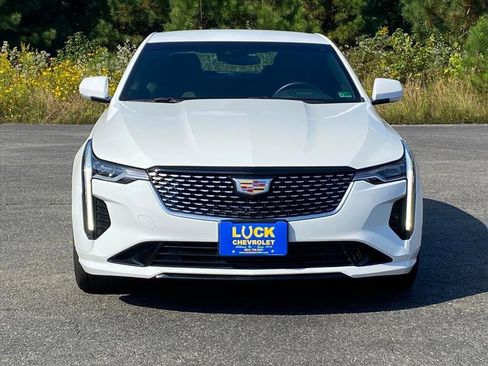 Used 2024 Cadillac CT4 Luxury image 5