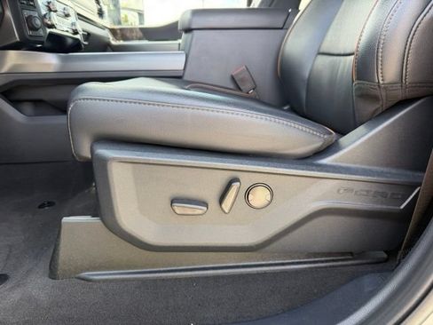 Used 2025 Ford F250 Lariat w/ Lariat Ultimate Package AWD/4WD image 9
