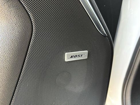 Used 2023 GMC Yukon Denali AWD/4WD image 27