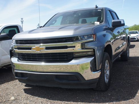 Used 2021 Chevrolet Silverado 1500 LT image 1