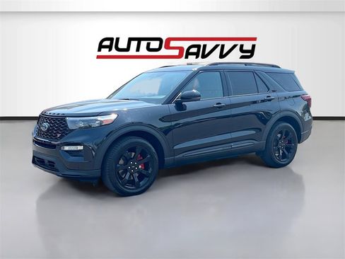 Used 2023 Ford Explorer ST w/ Equipment Group 401A image 3