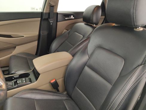 Used 2020 Hyundai Tucson SE FWD image 17