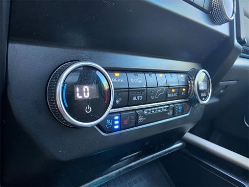 Used 2020 Ford Expedition Limited w/ Texas Edition Package image 33