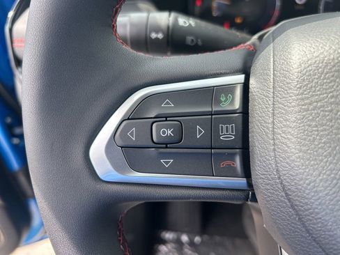 New 2025 Jeep Compass Trailhawk w/ Trailhawk Elite Group image 47