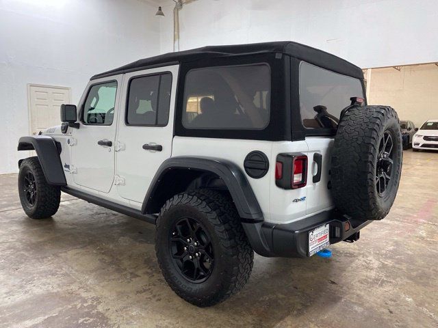 Used 2024 Jeep Wrangler Unlimited AWD/4WD image 3