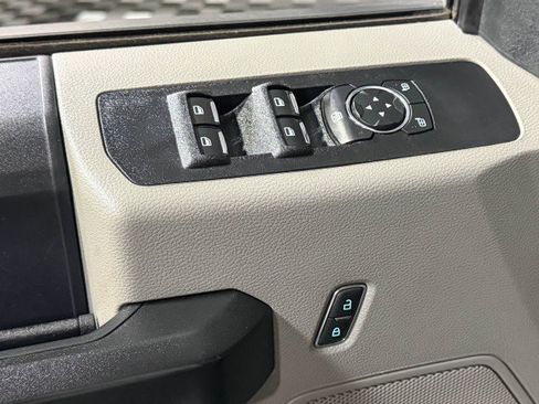 Used 2022 Ford F250 XL w/ Power Equipment Group image 31