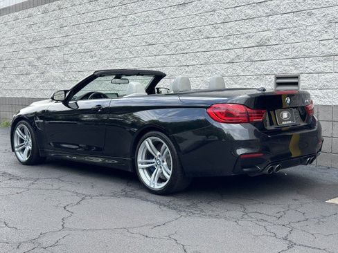 Used 2018 BMW M4 Convertible RWD image 34