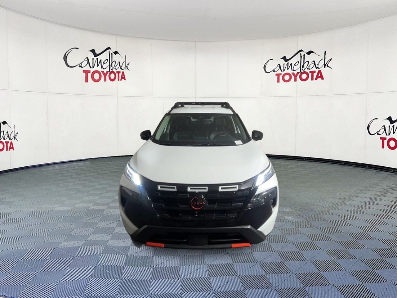 Used 2025 Nissan Rogue SV w/ Rock Creek Premium Package AWD/4WD image 5