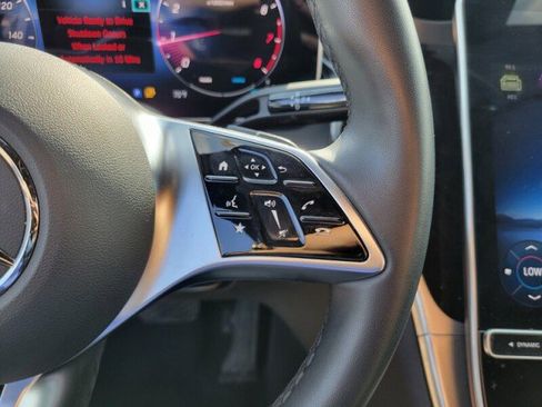 Used 2024 Mercedes-Benz GLC 300 w/ Winter Package image 17