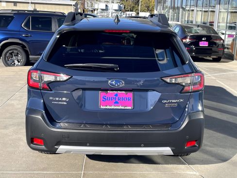 Used 2024 Subaru Outback Limited image 3