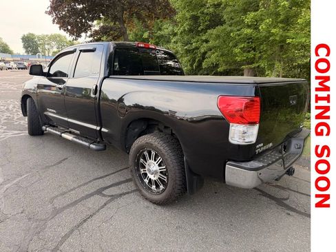 Used 2011 Toyota Tundra Limited w/ Memory Pkg AWD/4WD image 7