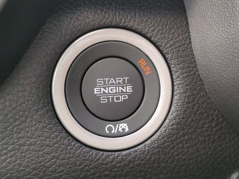 New 2026 RAM 1500 Laramie AWD/4WD image 30