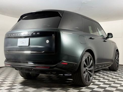 Certified 2025 Land Rover Range Rover SV image 8