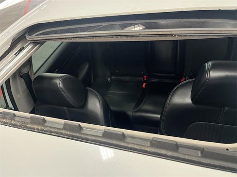 Used 2023 Honda Civic Touring image 23