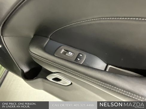 Used 2023 Dodge Challenger R/T w/ Plus Package image 17