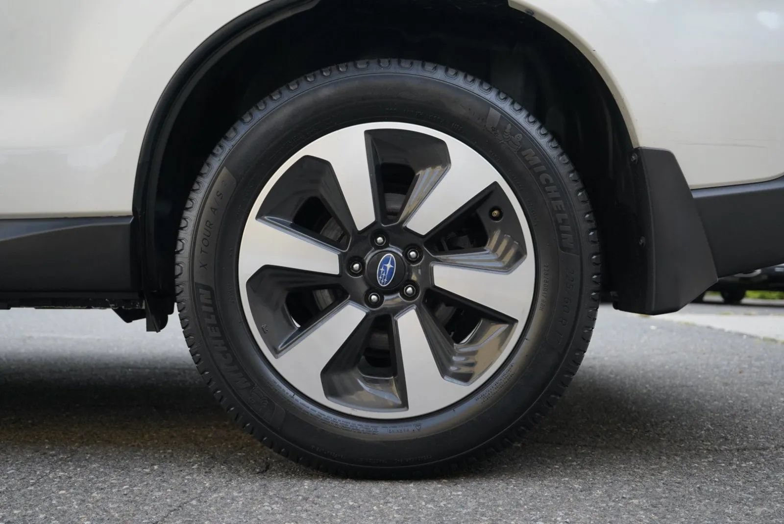 Used 2018 Subaru Forester 2.5i Limited AWD/4WD image 15