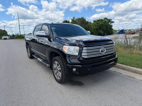 Used 2017 Toyota Tundra Platinum AWD/4WD image 2