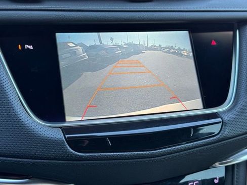 Used 2017 Cadillac XT5 Luxury w/ Driver Awareness Package image 32