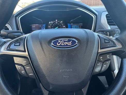 Used 2017 Ford Fusion S image 16