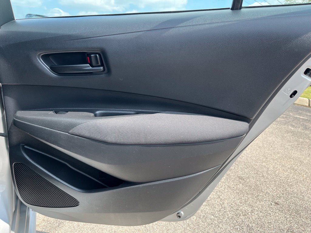 Used 2022 Toyota Corolla LE FWD image 31