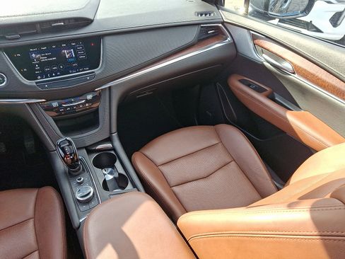 Certified 2023 Cadillac XT5 Premium Luxury image 22