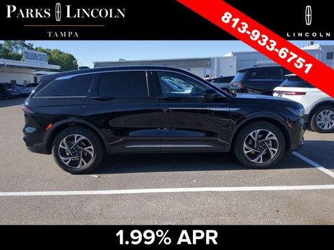 Certified 2025 Lincoln Nautilus Premier AWD/4WD image 27
