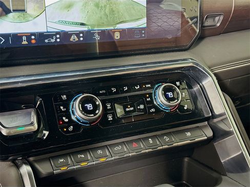 Used 2024 GMC Sierra 1500 Denali Ultimate image 16