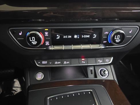 Used 2019 Audi Q5 2.0T Premium Plus w/ Premium Plus Package image 26