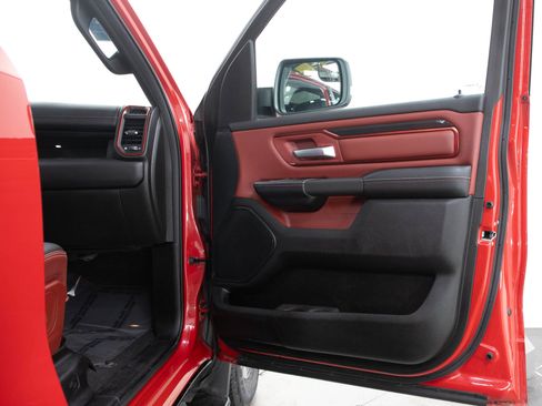 Used 2019 RAM 1500 Rebel w/ Rebel Level 2 Equipment Group AWD/4WD image 9