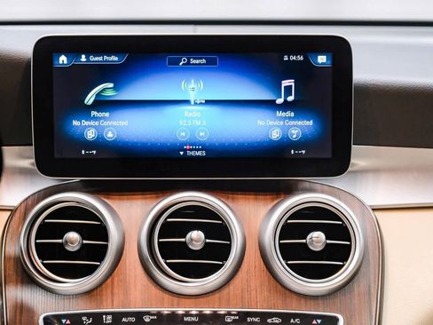 Used 2021 Mercedes-Benz GLC 300 image 14