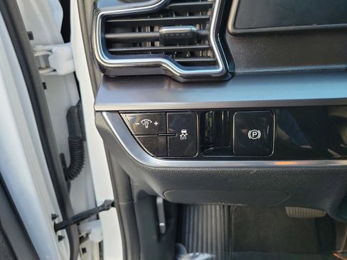 Certified 2023 Kia Sportage EX FWD image 27
