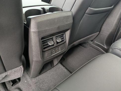 New 2025 Chevrolet Colorado LT w/ LT Convenience Package image 11