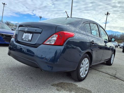Used 2015 Nissan Versa S image 27