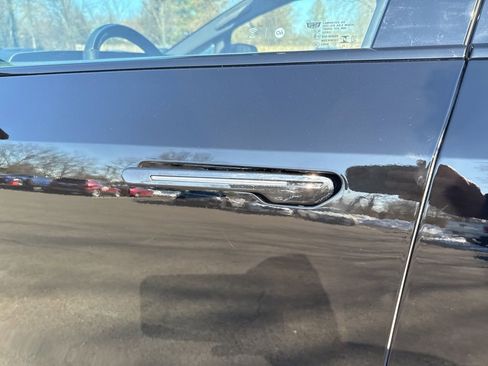 Used 2025 Cadillac Optiq Sport 2 image 10