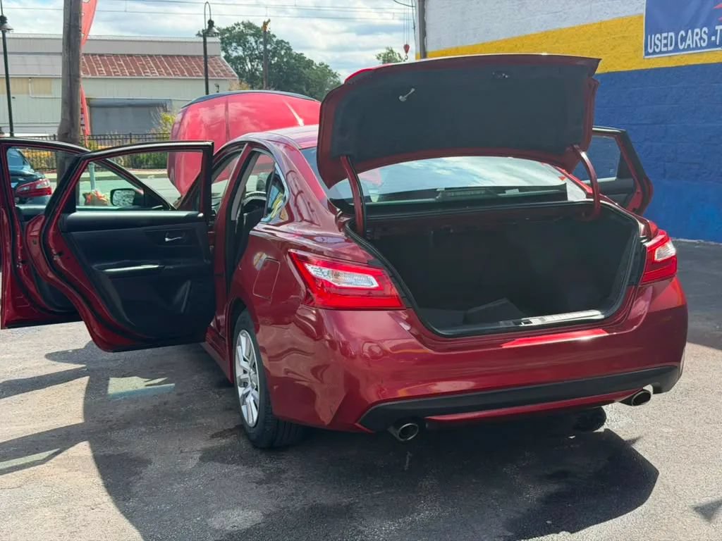 Used 2016 Nissan Altima 2.5 S w/ Power Driver Seat Package FWD image 6