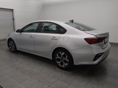 Used 2019 Kia Forte LXS FWD image 3