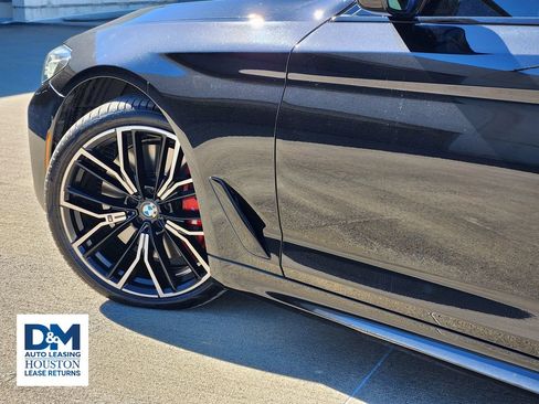 Used 2023 BMW 540i xDrive w/ M Sport Package image 16