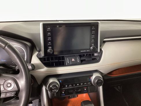 Used 2020 Toyota RAV4 Adventure w/ Convenience Package AWD/4WD image 15