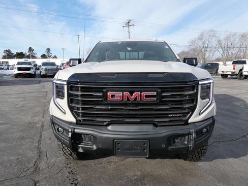 New 2026 GMC Sierra 1500 AT4X AWD/4WD image 14