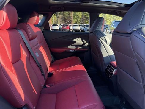 Used 2025 Lexus RX 500h F Sport image 16